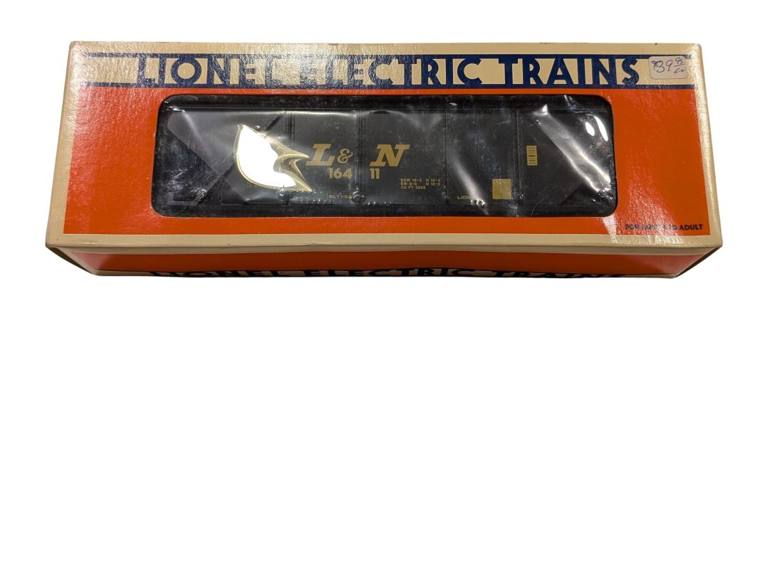 Louisville and Nashville 4 Bay Hopper with Coal